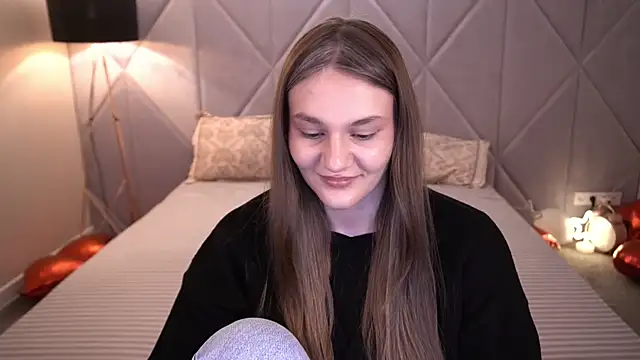 DiamondGoldie online show from March 22, 2026, 8:10 pm