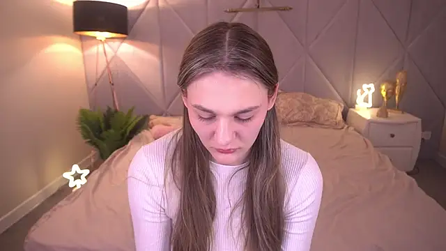 DiamondGoldie online show from November 20, 2025, 1:56 pm