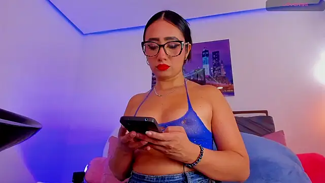 eva rain  online show from April 15, 2026, 2:06 am