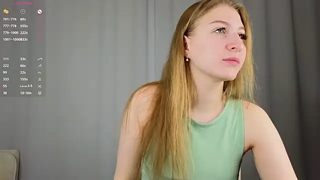 Snapshot of LorettaGladman chatting on October 5, 2025, 4:14 am LorettaGladman online show from October 5, 2025, 4:14 am