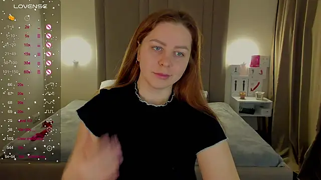 Snapshot of MikaBloom chatting on January 15, 2026, 1:53 am MikaBloom online show from January 15, 2026, 1:53 am