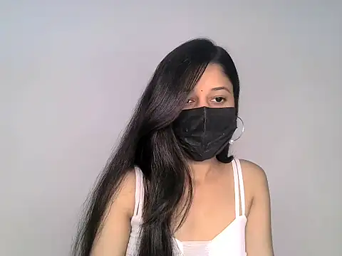 Snapshot of GUDIYA_BAB chatting on November 7, 2025, 6:18 am GUDIYA BAB online show from November 7, 2025, 6:18 am