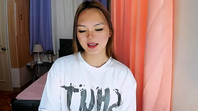 ameliamaureen online show from February 1, 2026, 5:38 am