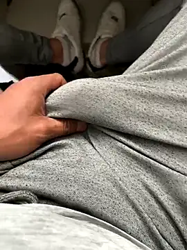 Snapshot of Ersin_meral chatting on September 15, 2025, 7:31 am Ersin meral online show from September 15, 2025, 7:31 am