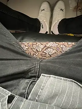 Snapshot of Ersin_meral chatting on September 10, 2025, 6:34 am Ersin meral online show from September 10, 2025, 6:34 am