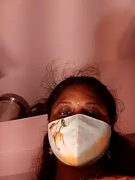 Snapshot of telugu_Geetha30 chatting on September 10, 2025, 1:43 pm telugu Geetha30 online show from September 10, 2025, 1:43 pm