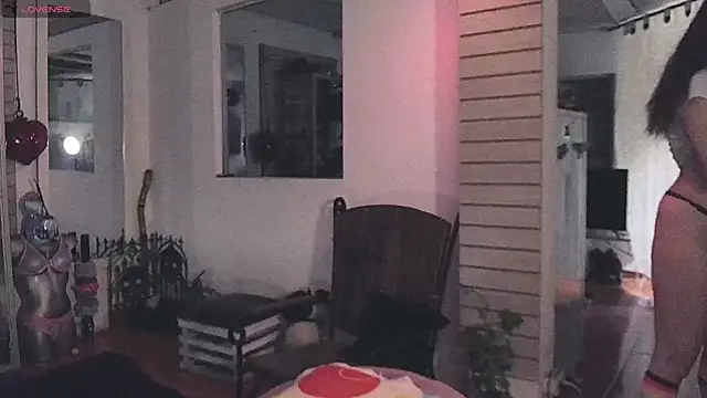 Snapshot of xinamora chatting on November 7, 2025, 9:08 pm xinamora online show from November 7, 2025, 9:08 pm