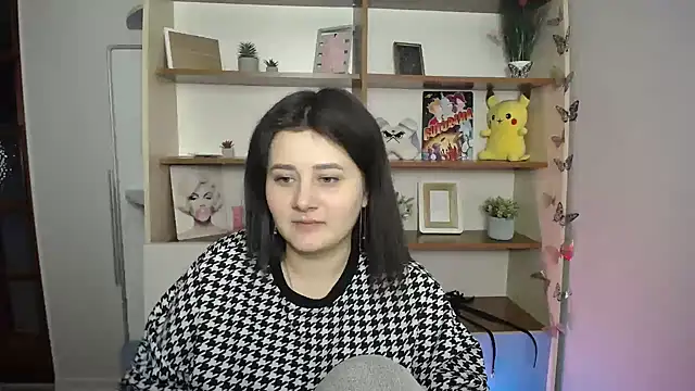 Katrin kiss  online show from April 1, 2026, 12:17 pm