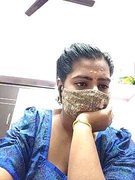 Snapshot of Tamil-Meenu12 chatting on November 15, 2025, 8:07 am Tamil-Meenu12 online show from November 15, 2025, 8:07 am