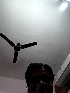 Snapshot of Tamil-Meenu12 chatting on November 26, 2025, 6:13 am Tamil-Meenu12 online show from November 26, 2025, 6:13 am