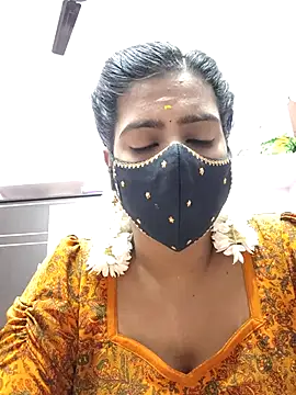 Snapshot of Tamil-Meenu12 chatting on November 7, 2025, 7:24 am Tamil-Meenu12 online show from November 7, 2025, 7:24 am