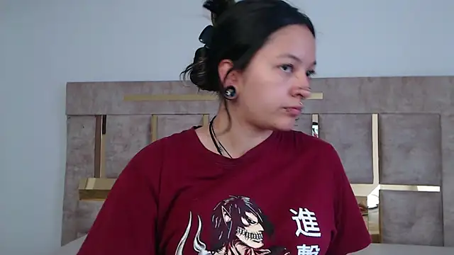 Kitty ravee online show from September 30, 2025, 3:51 pm