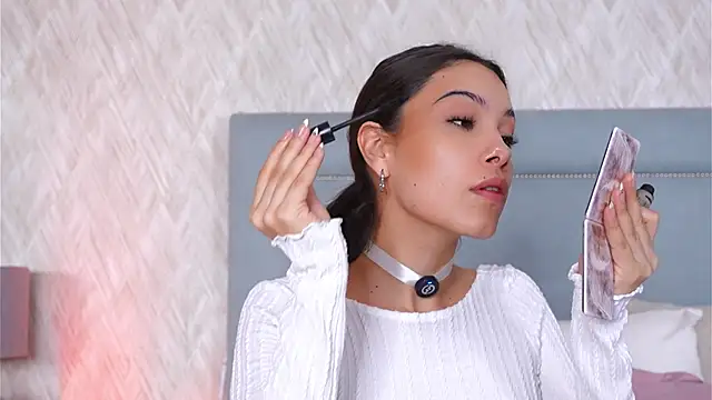 Snapshot of Sofy_Bradd chatting on October 15, 2025, 3:16 am Sofy Bradd online show from October 15, 2025, 3:16 am