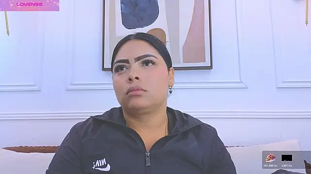 Daisy Price online show from April 6, 2026, 10:38 am