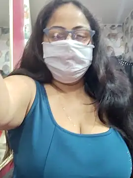 nisha 1110 online show from April 8, 2026, 6:09 pm