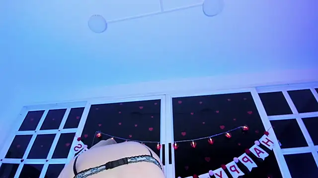 harimoon1 online show from February 13, 2026, 3:28 am