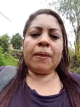 Snapshot of Karla_hilton1 chatting on October 12, 2025, 7:59 pm Karla hilton1 online show from October 12, 2025, 7:59 pm