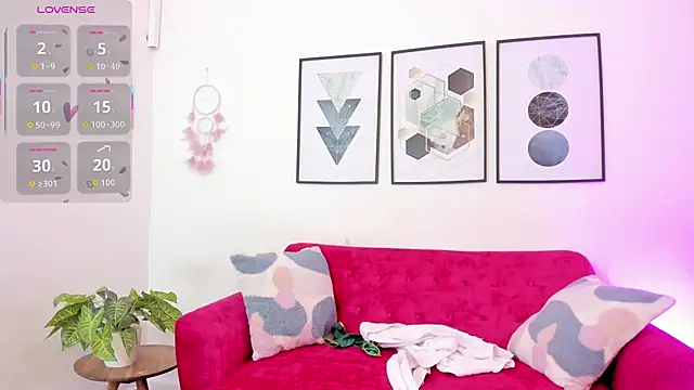 yunna7 online show from November 26, 2025, 11:32 am