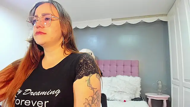 Tammy parker  online show from October 27, 2025, 7:31 am