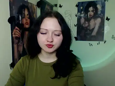 LadyAlice  online show from February 9, 2026, 6:50 pm