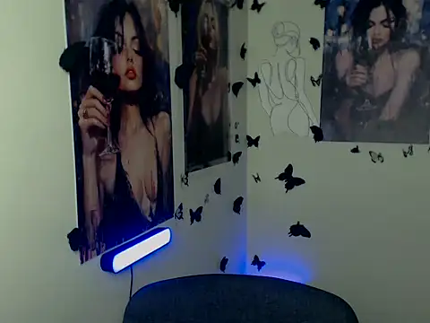 Snapshot of LadyAlice_ chatting on December 2, 2025, 6:59 am LadyAlice online show from December 2, 2025, 6:59 am