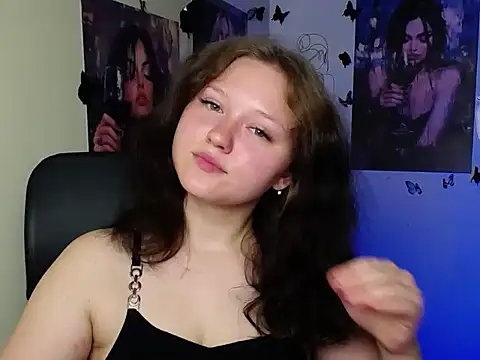 Snapshot of LadyAlice_ chatting on July 4, 2026, 6:09 am LadyAlice online show from July 4, 2026, 6:09 am