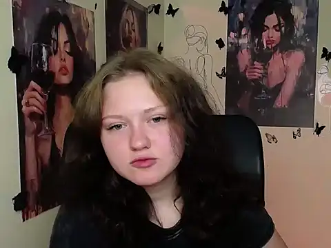 Snapshot of LadyAlice_ chatting on July 14, 2026, 6:07 am LadyAlice online show from July 14, 2026, 6:07 am