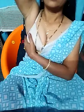 hotsana79 online show from December 4, 2025, 6:56 am