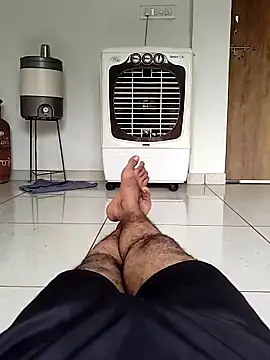 dhruve2010 online show from September 21, 2025, 10:53 am