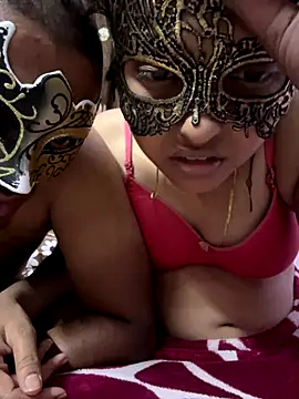 VVcouple online show from November 27, 2025, 5:57 pm