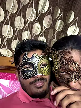 VVcouple online show from September 9, 2025, 6:06 pm