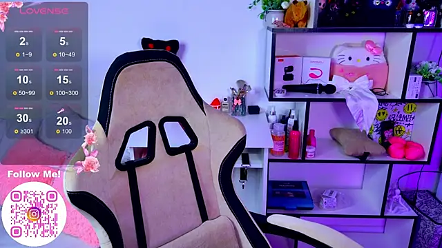 MiaScarlettt online show from December 19, 2025, 7:27 pm