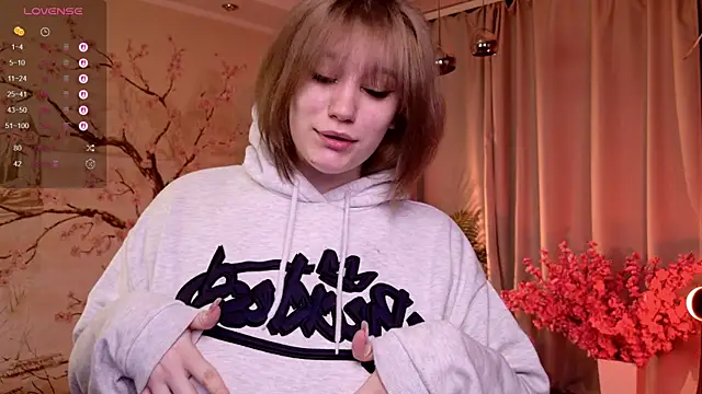 Morvelyn online show from November 27, 2025, 12:38 pm