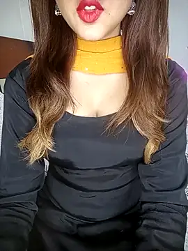 Snapshot of Hot_malika19 chatting on February 8, 2026, 10:13 am Hot malika19 online show from February 8, 2026, 10:13 am