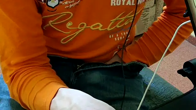 k74robert online show from April 7, 2026, 5:26 pm