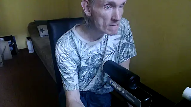 k74robert online show from November 9, 2025, 11:47 am