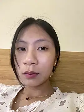 Snapshot of Lil-Gi chatting on September 12, 2025, 3:34 pm Lil-Gi online show from September 12, 2025, 3:34 pm