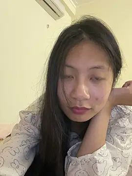 Snapshot of Lil-Gi chatting on November 16, 2025, 4:56 pm Lil-Gi online show from November 16, 2025, 4:56 pm