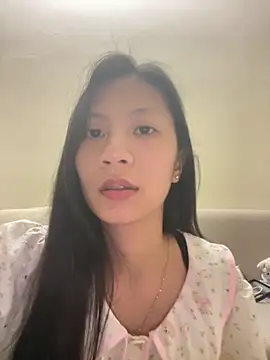 Snapshot of Lil-Gi chatting on October 27, 2025, 3:46 pm Lil-Gi online show from October 27, 2025, 3:46 pm