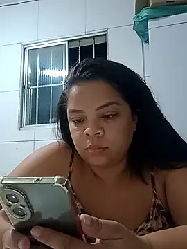 Snapshot of NALLANDA chatting on October 14, 2025, 10:09 pm NALLANDA online show from October 14, 2025, 10:09 pm