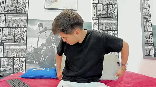 Light Haze online show from October 23, 2025, 3:21 pm