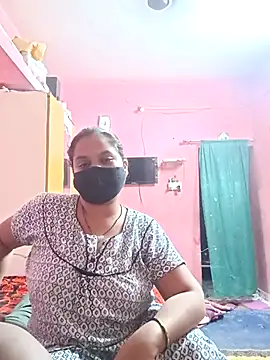 biggbobbsgirl online show from November 25, 2025, 6:19 pm