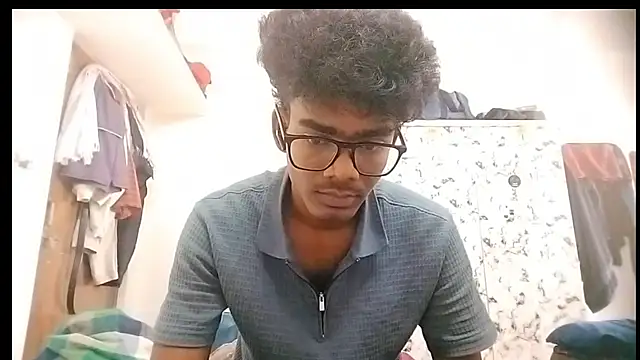 Snapshot of Rahulisagoodguy chatting on September 15, 2025, 10:05 am Rahulisagoodguy online show from September 15, 2025, 10:05 am