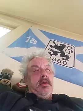 Snapshot of Fonse1860 chatting on November 18, 2025, 7:55 am Fonse1860 online show from November 18, 2025, 7:55 am