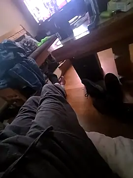 Snapshot of Fonse1860 chatting on February 14, 2026, 6:57 am Fonse1860 online show from February 14, 2026, 6:57 am