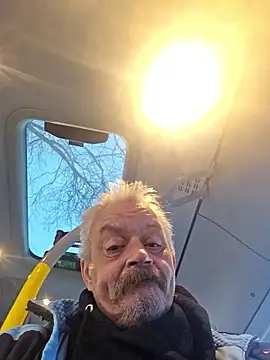 Snapshot of Fonse1860 chatting on January 16, 2026, 9:24 am Fonse1860 online show from January 16, 2026, 9:24 am