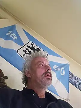 Snapshot of Fonse1860 chatting on November 27, 2025, 8:15 am Fonse1860 online show from November 27, 2025, 8:15 am