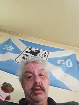 Snapshot of Fonse1860 chatting on February 19, 2026, 8:11 am Fonse1860 online show from February 19, 2026, 8:11 am