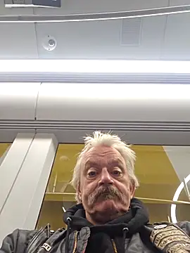 Fonse1860 online show from April 4, 2026, 8:43 am