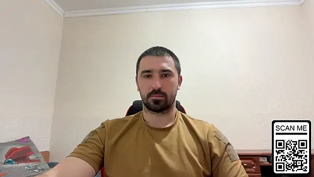 Snapshot of Hard_to_Obey chatting on May 26, 2026, 5:55 pm Hard to Obey online show from May 26, 2026, 5:55 pm